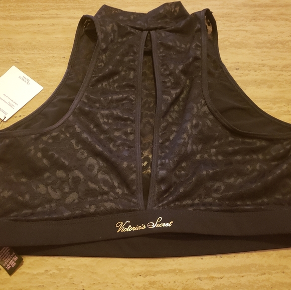 Victoria's Secret Leopard Mesh Sports Bra - Picture 2 of 2